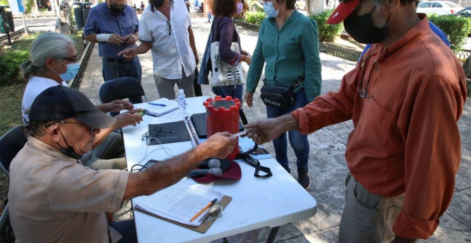 Por falta de recursos INE propone posponer el proceso de consulta de revocación de Mandato 