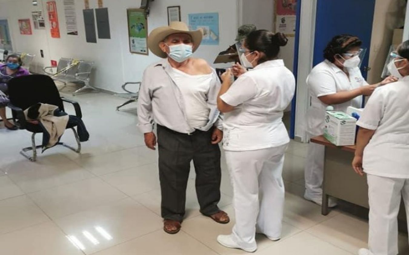 Más de 29 mil adultos de la tercera edad ya fueron vacunados contra el Covid-19 en Puebla