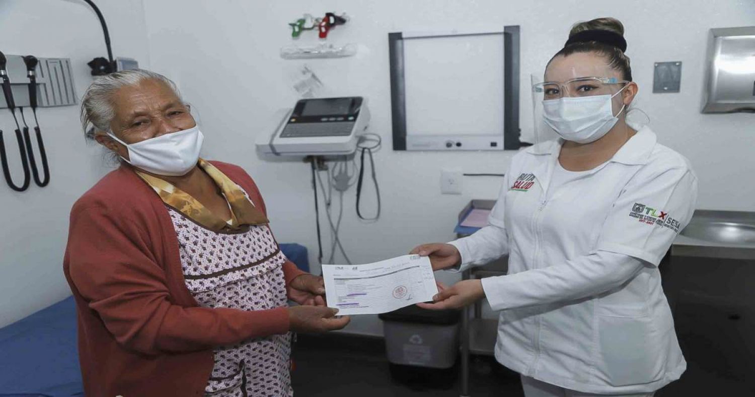 “Ruta por tu Salud” brinda atención médica especializada a familias de San Juan Huactzinco