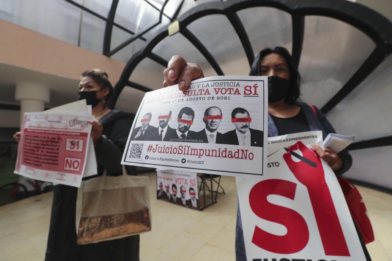 INE imprime más de 93.5 millones de papeletas para consulta popular sobre expresidentes