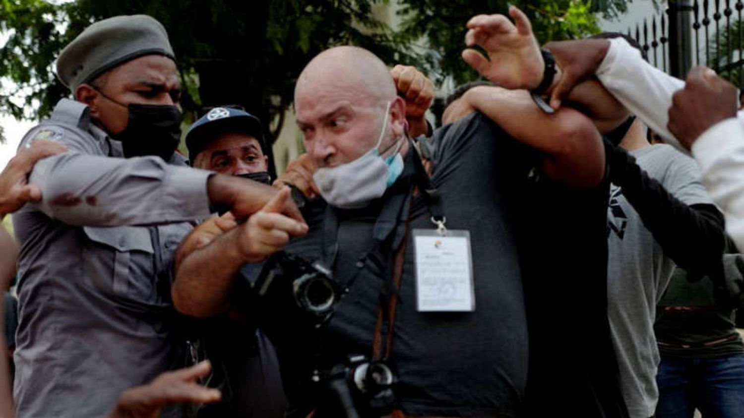 Las denuncias de detenciones y represión tras las protestas masivas en Cuba