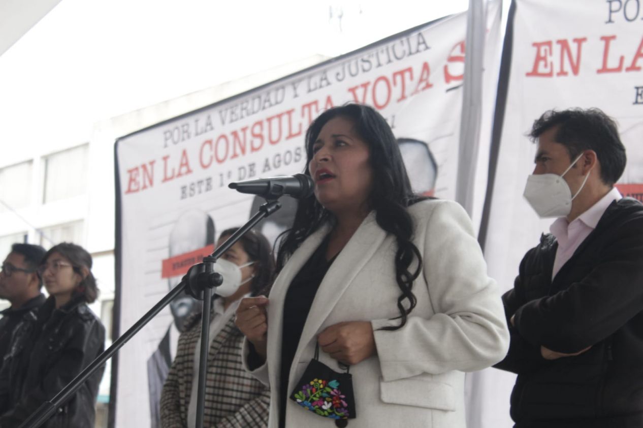 Si el pueblo lo decide, habrá consultas contra exgobernadores y exalcaldes: Senadora