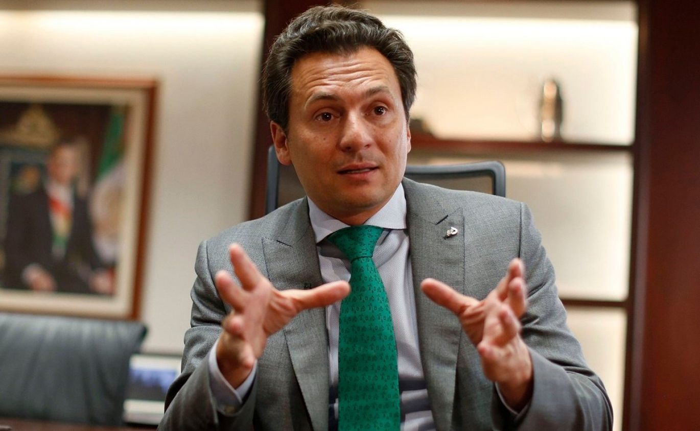 Denuncian a Lozoya por lavado de más de tres mil millones