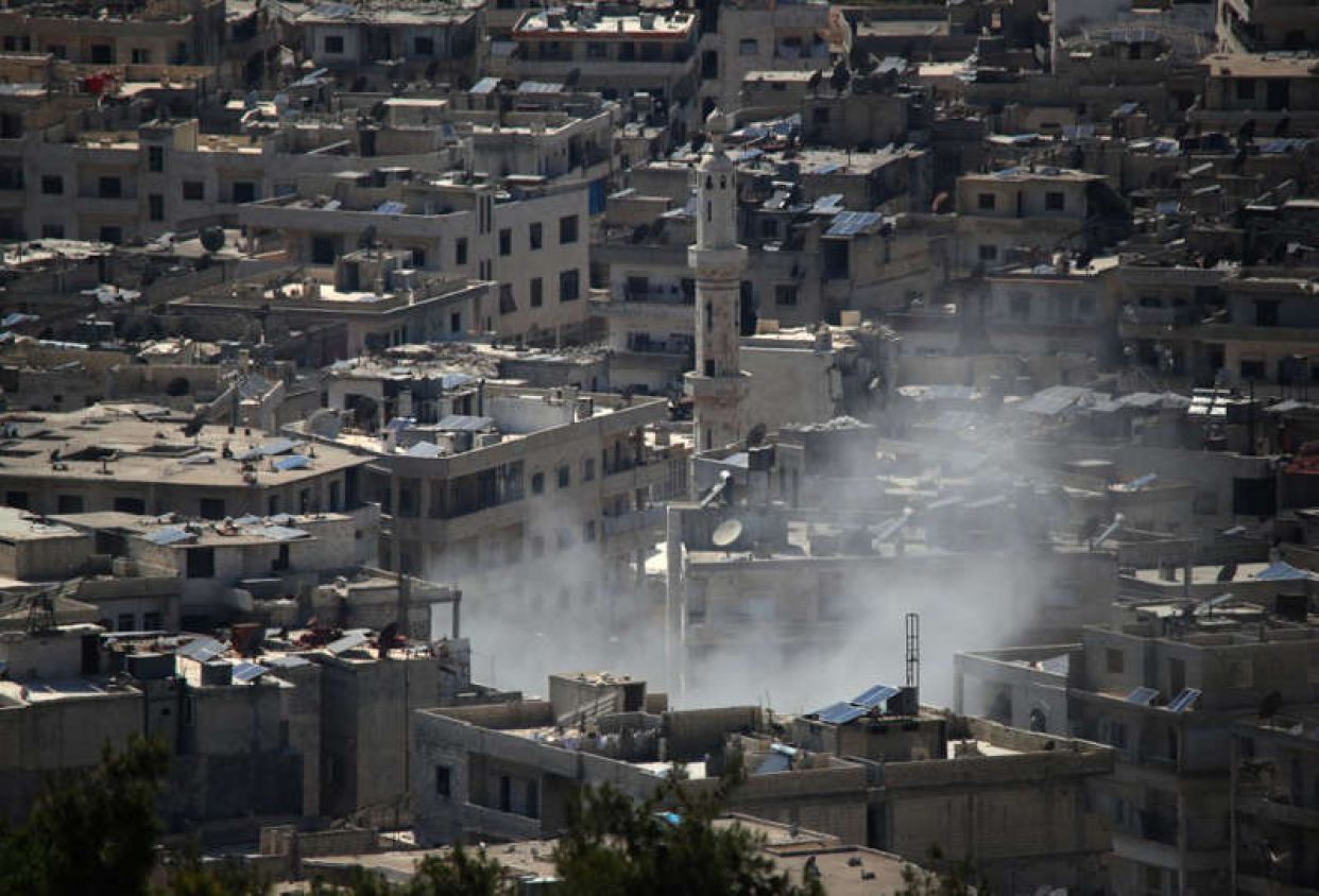 Bomba explota en un mercado en Irak y deja al menos 18 muertos