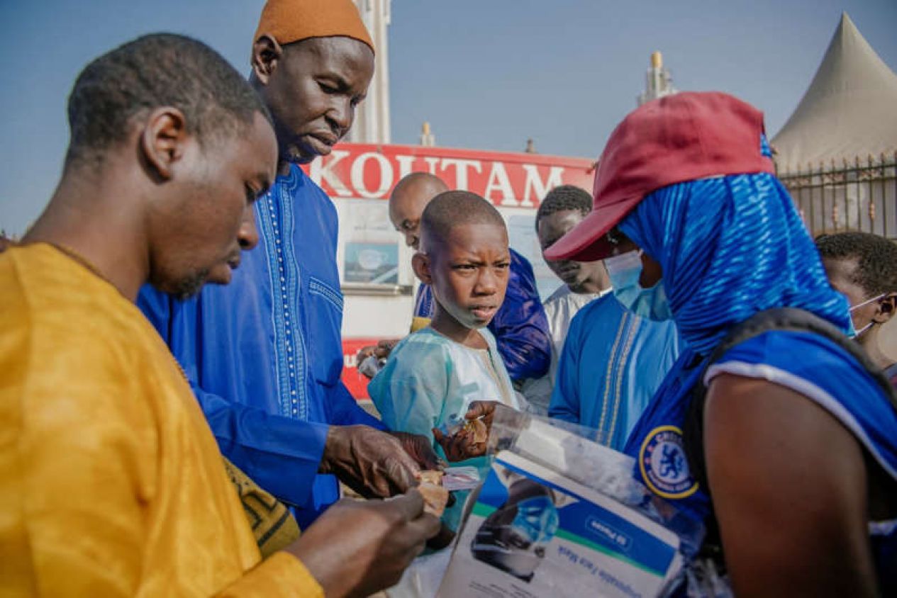 OMS aconseja multiplicar vacunación contra covid-19 a vulnerables en África