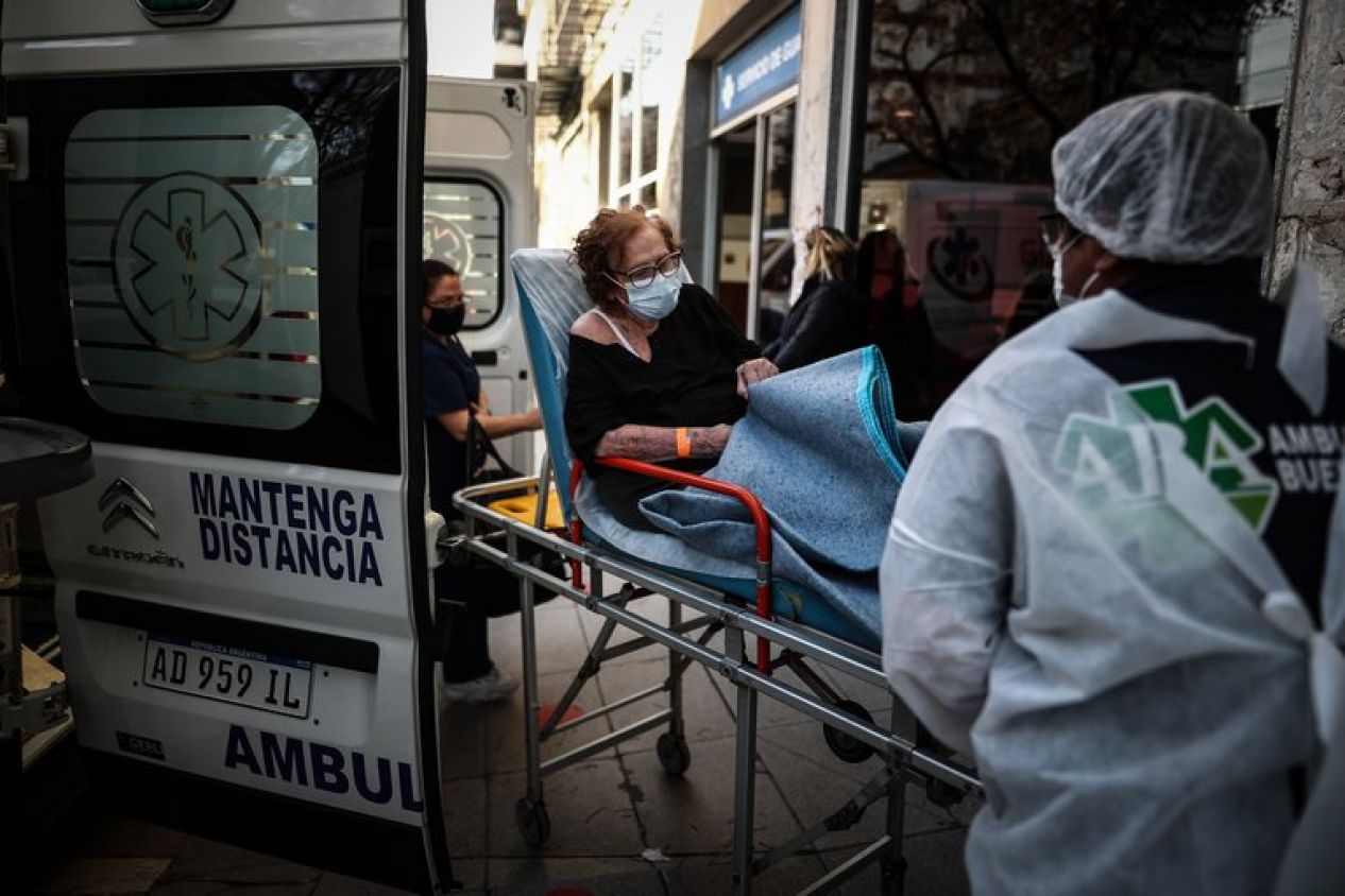 Tensión en Argentina: ¿Por qué hay muertos por COVID-19 que ya estaban vacunados con dos dosis?