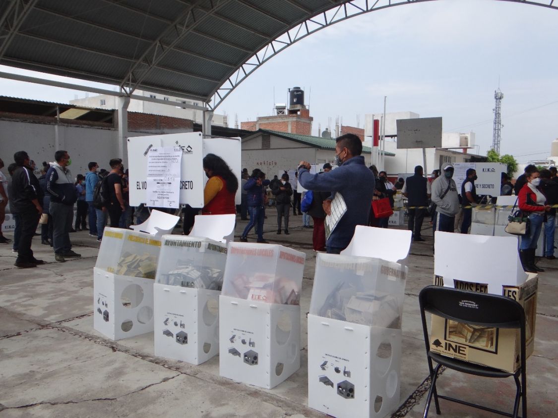 Continúan los conflictos tras la jornada electoral en Tlaxcala.
