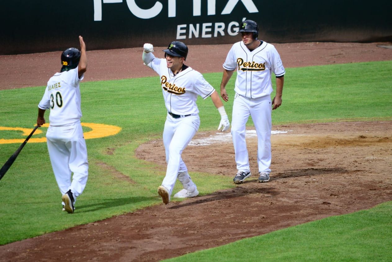Pericos perdió ante Bravos de León en lluvia de jonrones