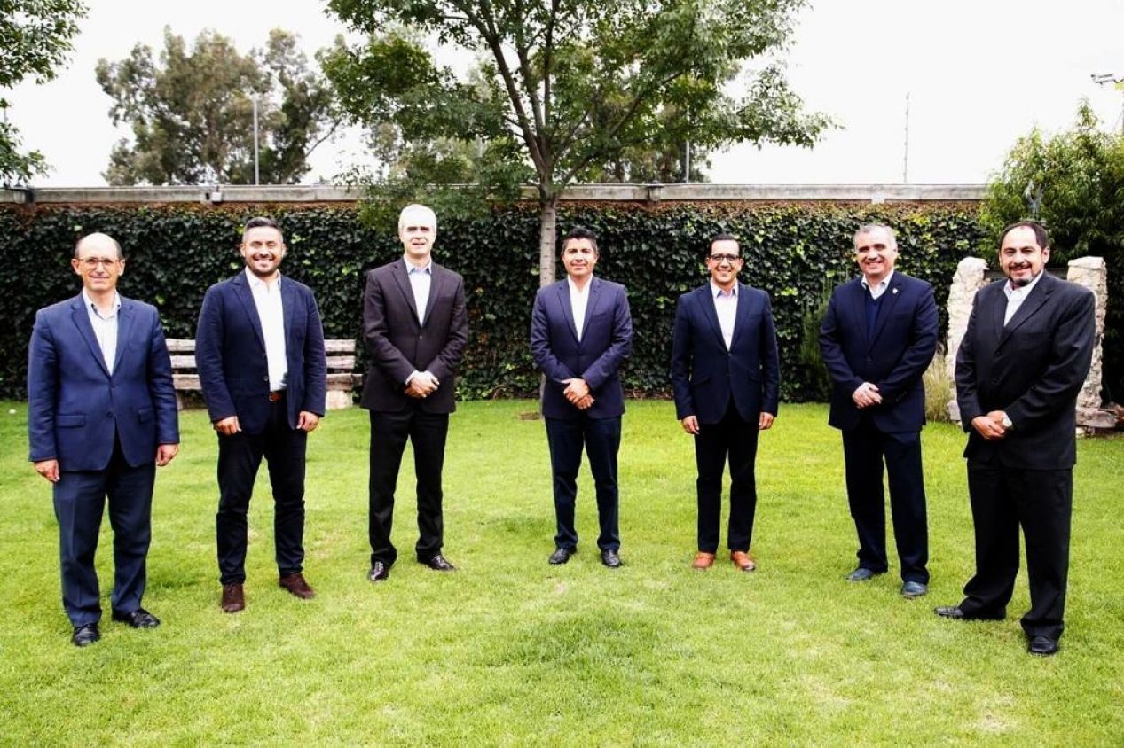 Eduardo Rivera Pérez se reúne con rectores de universidades de Puebla para ampliar colaboración