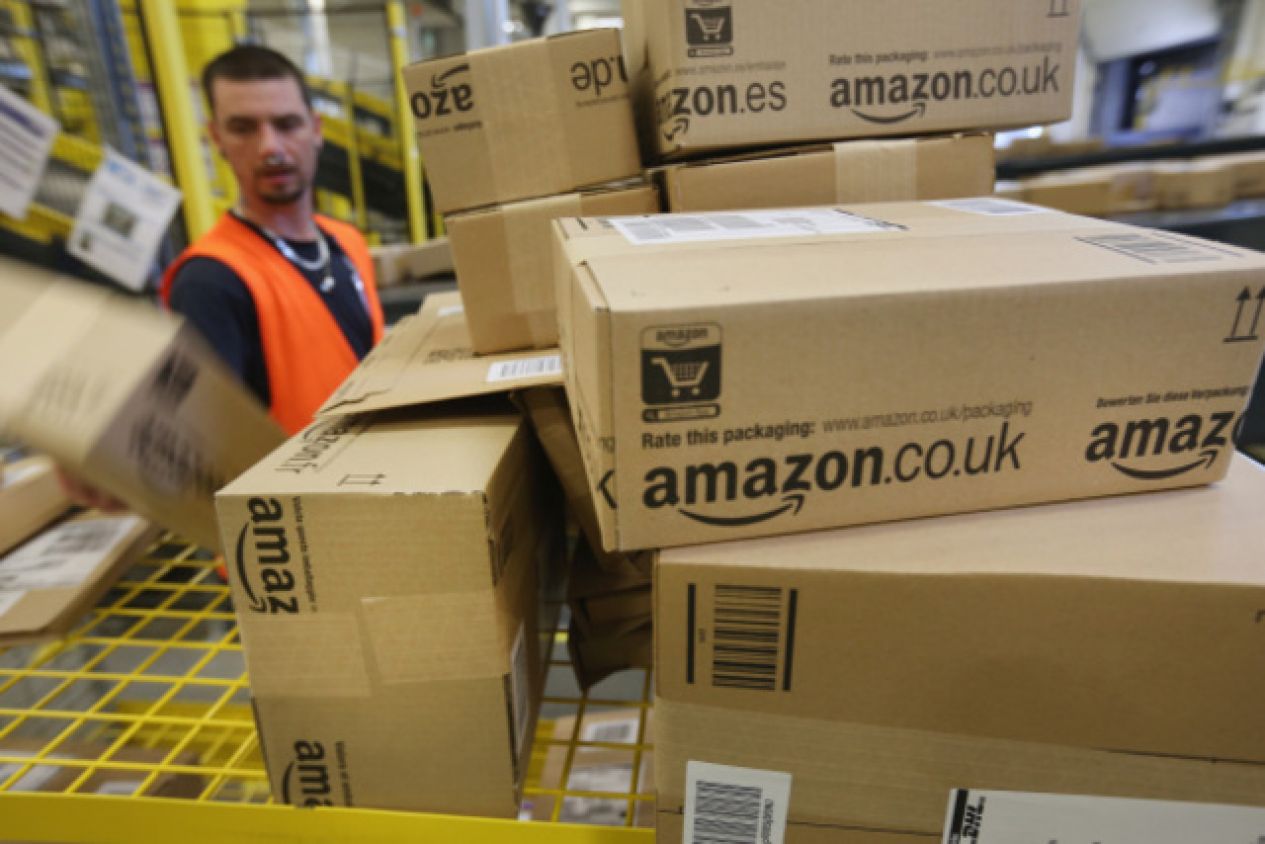 Una investigación muestra cómo Amazon destruye de miles de productos no vendidos