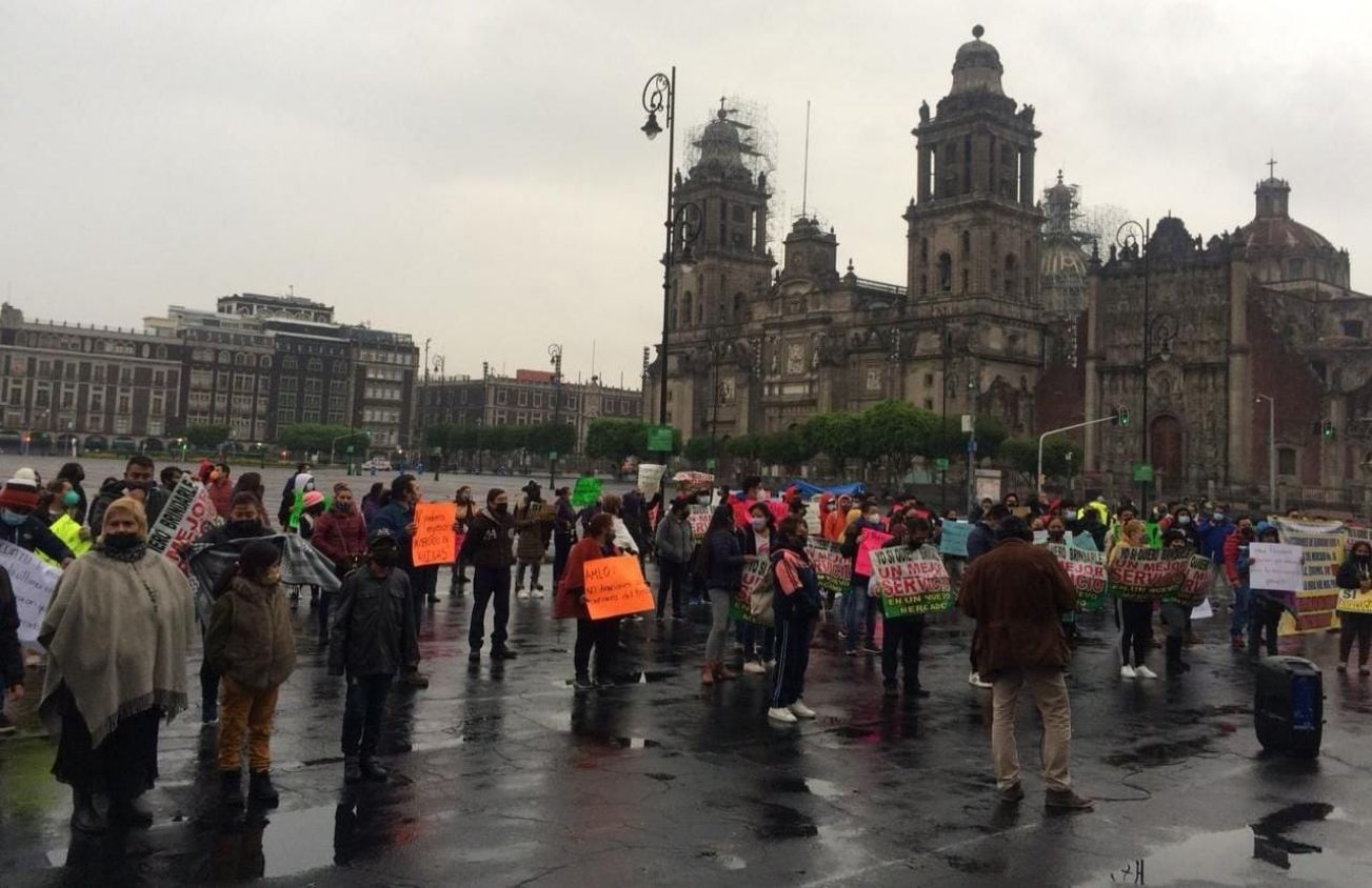 Locatarios de Amalucan piden a gobierno federal que sí se ejecute remodelación