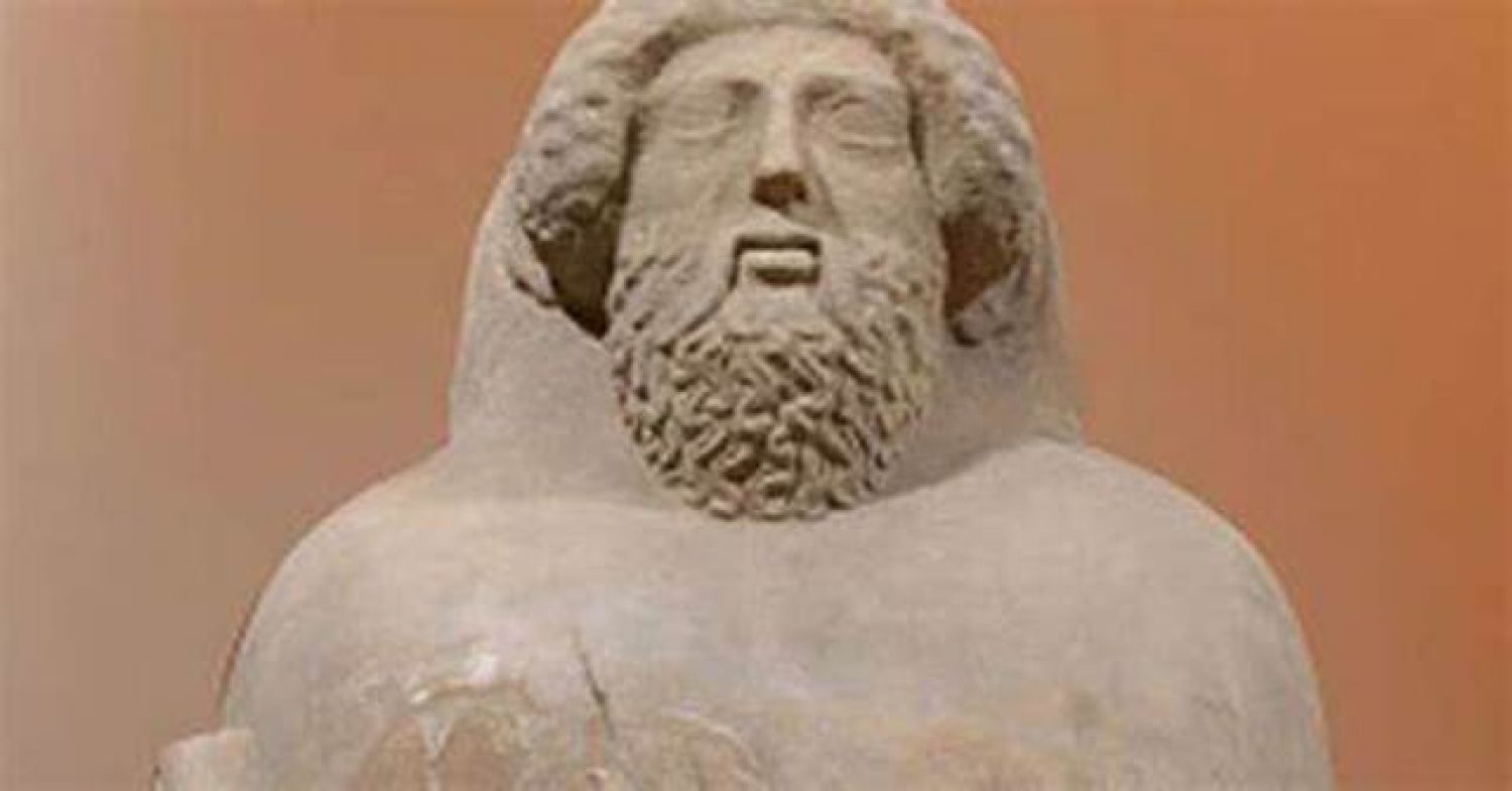 Cambiazo de esqueleto en el Museo de Cádiz