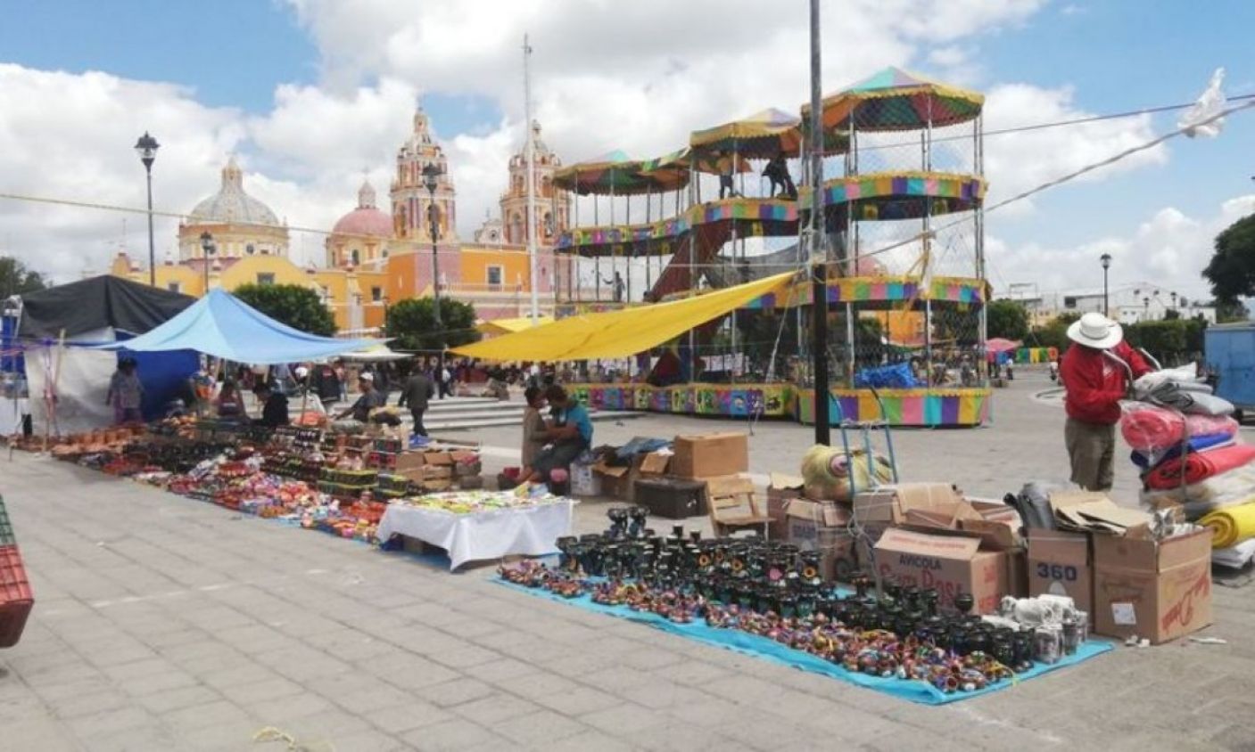 Tianguis de Acatzingo se instala al 35% de aforo, por casos de contagio por Covid19 en la región