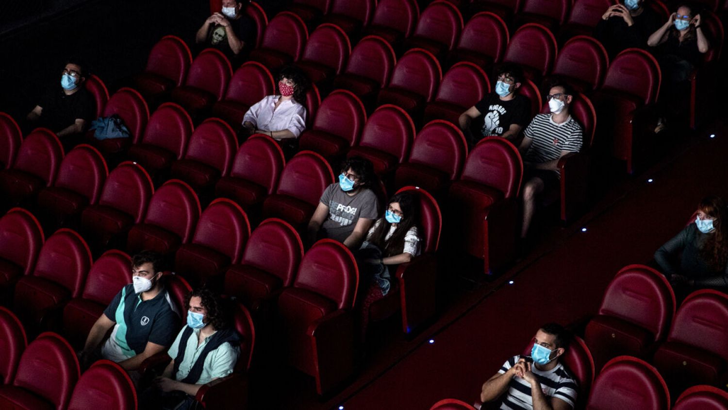 En qué consiste la ley que prohíbe la exhibición de películas dobladas en México
