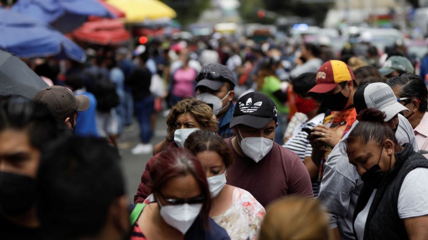 México registra 216,907 defunciones acumuladas por Covid-19