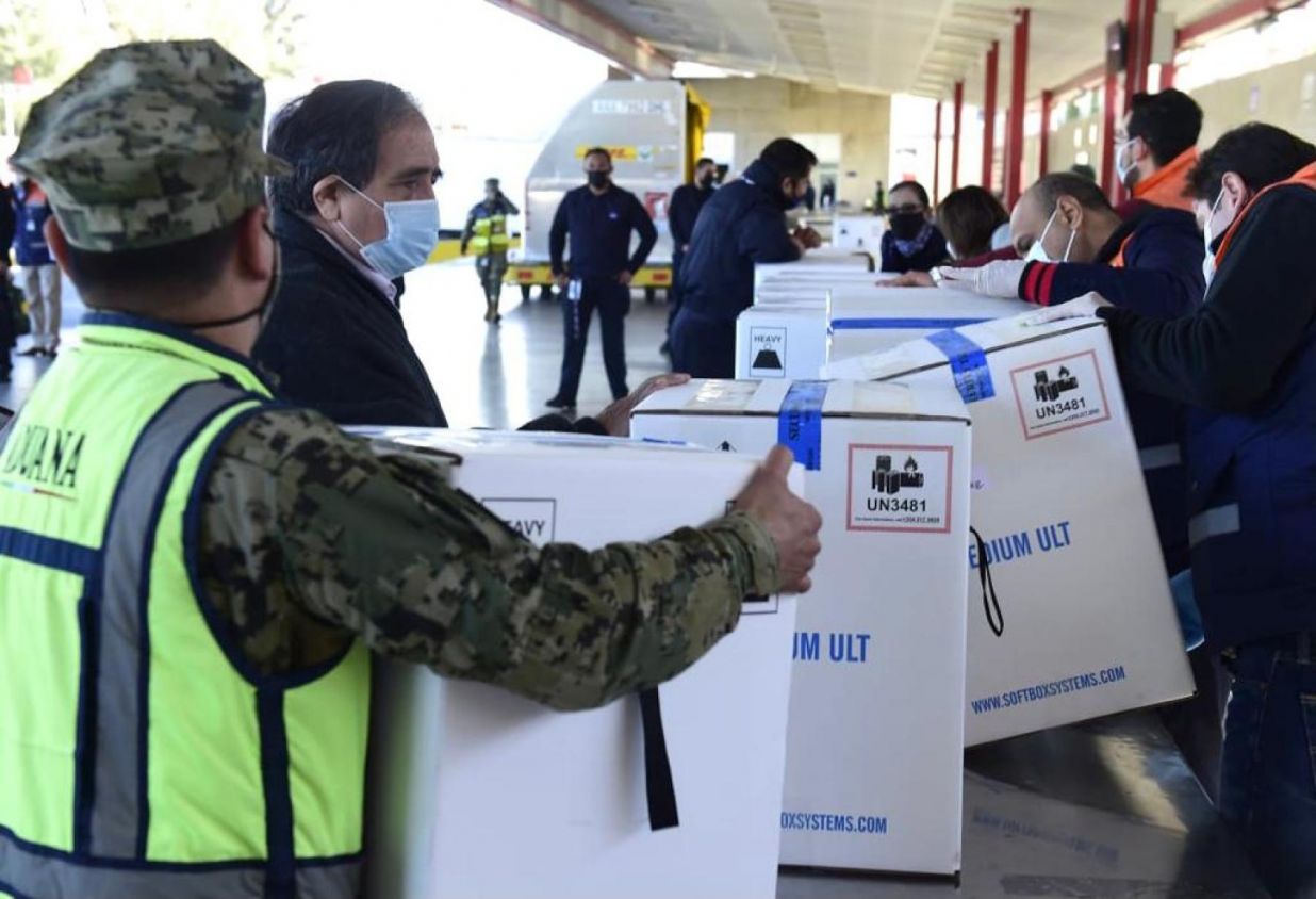 Van por 50 millones de vacunados para julio