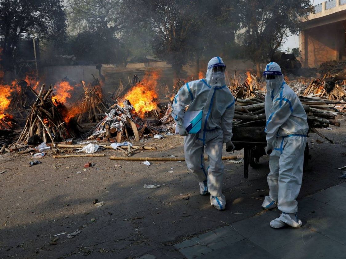 Nuevo récord de muertes por COVID-19 en India: 3,689 en un día