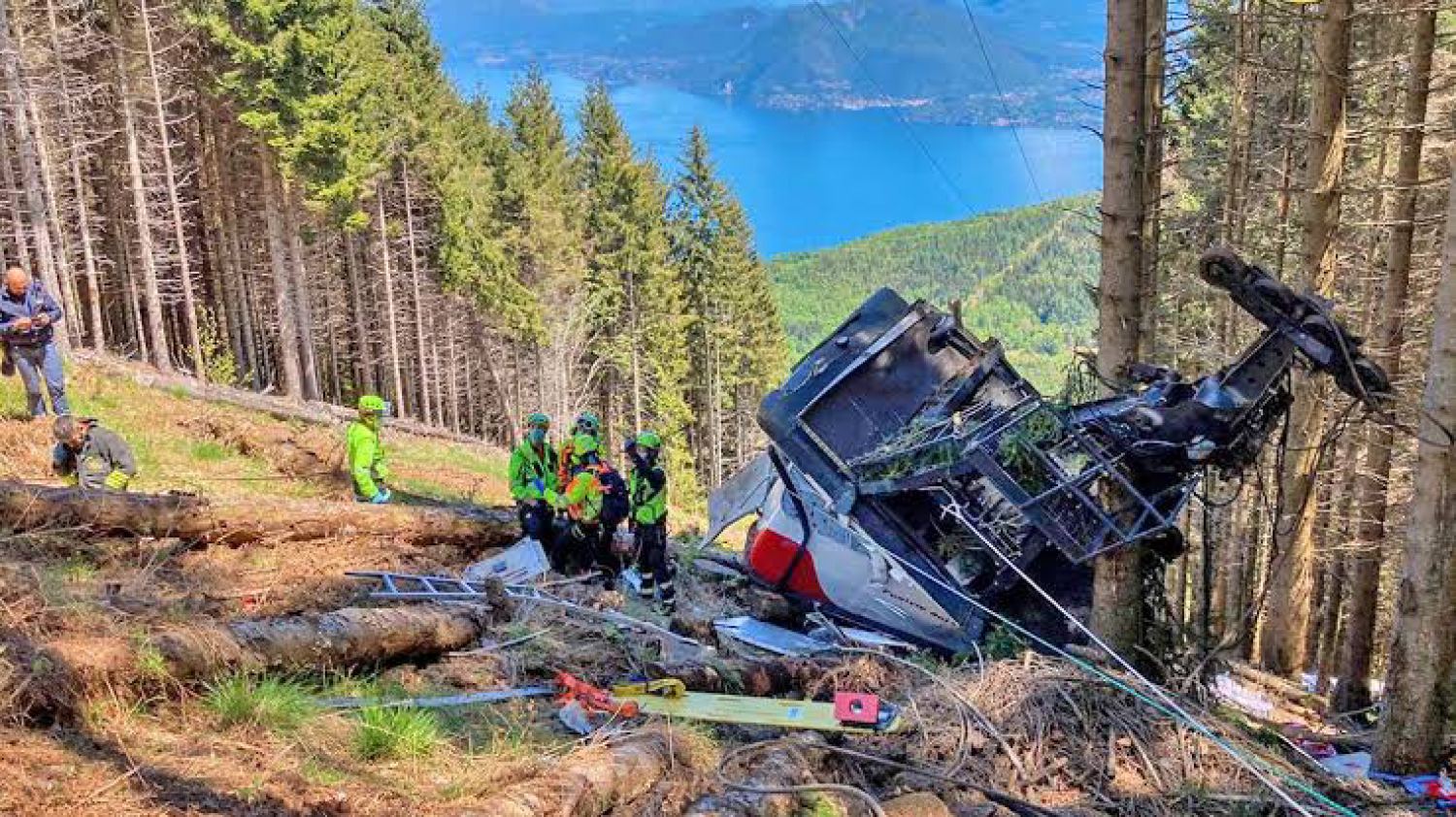 Italia investiga causa del desplome de un teleférico que dejó 14 muertos