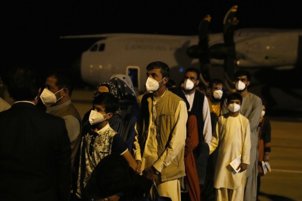 Evacúa EU a seis mil 800 personas de Kabul pese a la alerta de posibles ataques