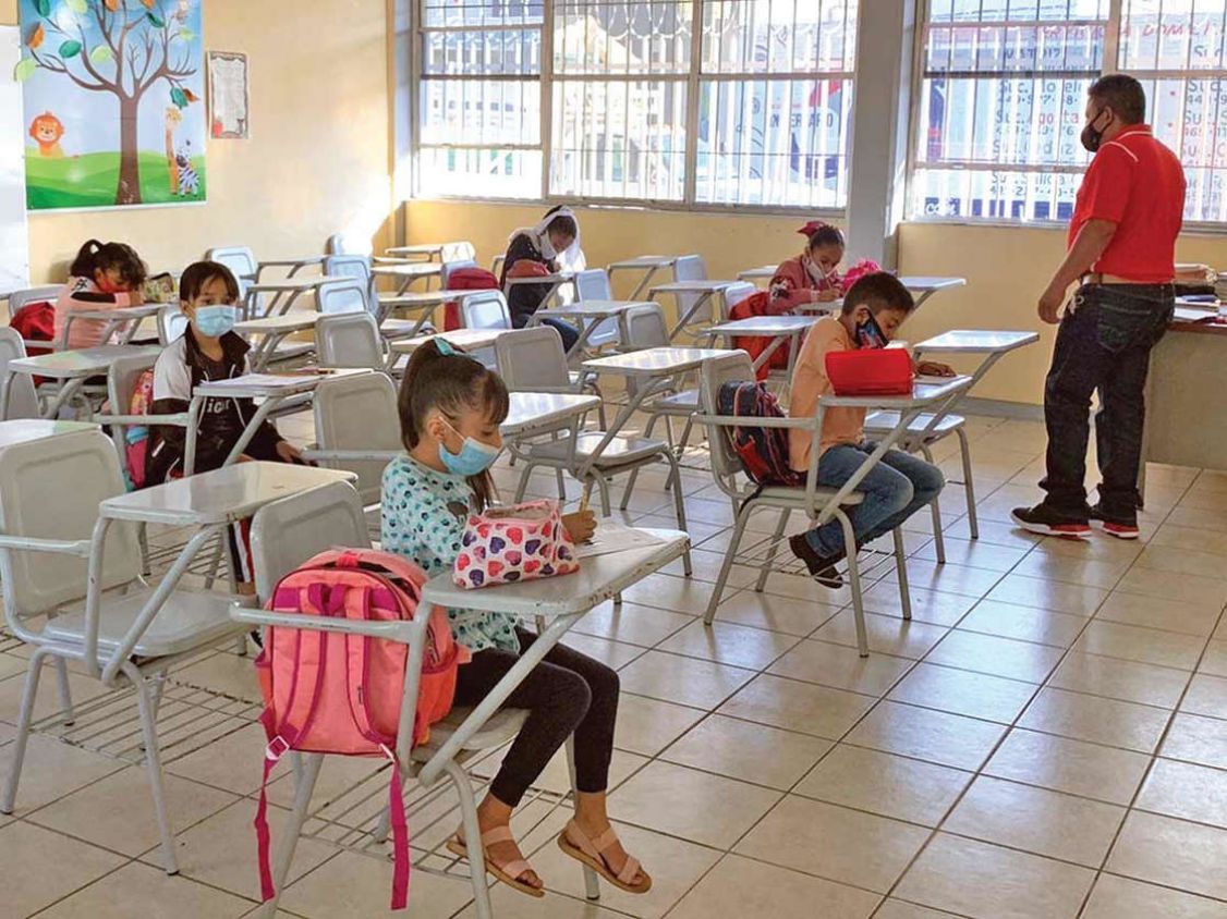 Existe el riesgo de perder a una generación: SEP; el regreso a clases lo evitará, señalan