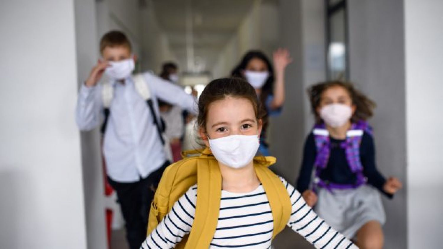 ¿No sabes qué cubrebocas permite la SEP este regreso a clases? Aquí te decimos 
