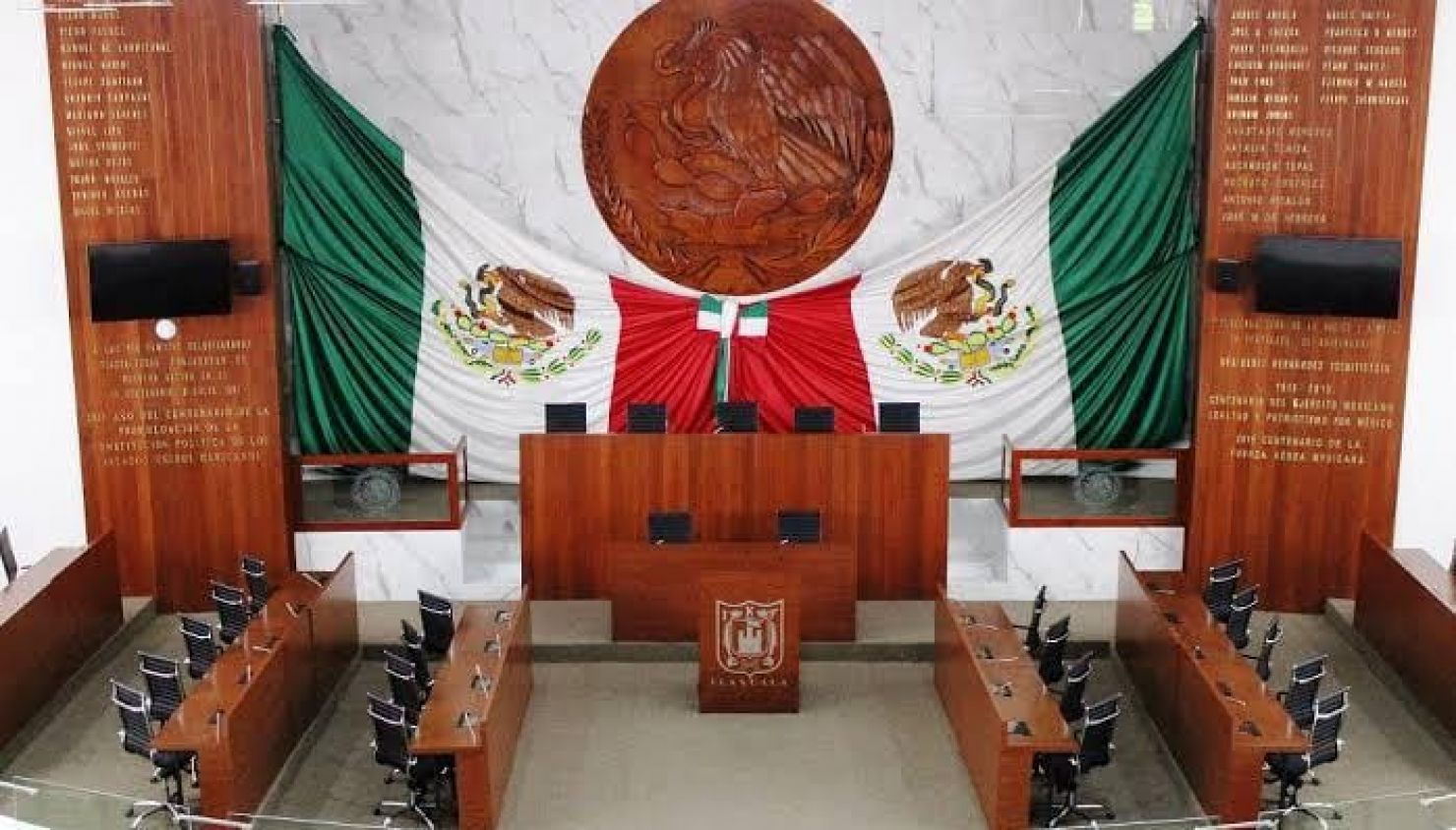 Despide Congreso del Estado a trabajadores basificados