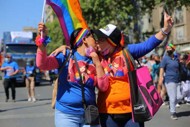 En Chile aprueban diputados matrimonio igualitario, iniciativa pasa al Senado