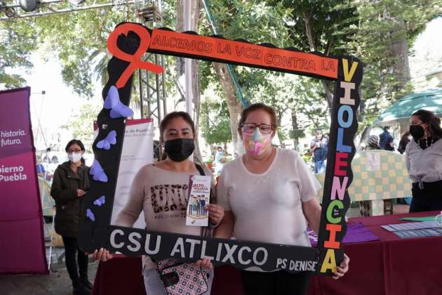 Atlixco en coordinación con gobierno del estado realizan Feria para prevenir la violencia contra las mujeres