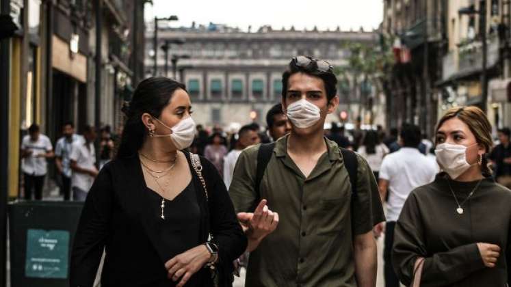 México suma 53 muertes y 724 nuevos contagios durante las últimas horas