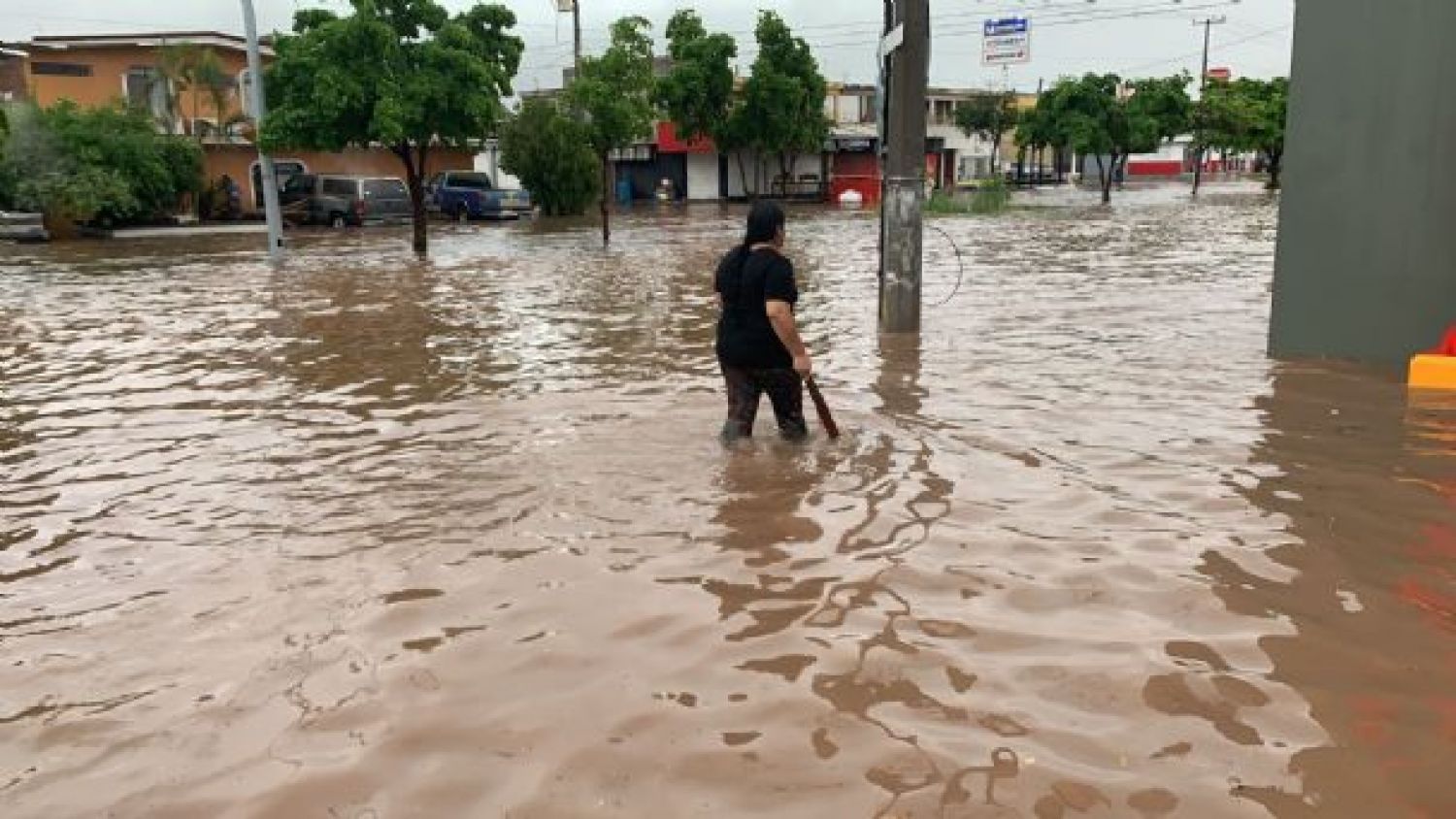 Pamela’ toca tierra en Sinaloa como huracán categoría 1; evacúan municipios