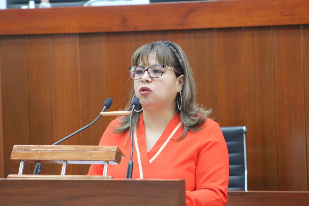 Ampliar licencia de paternidad a 45 días en Tlaxcala, propone Gabriela Esperanza Brito
