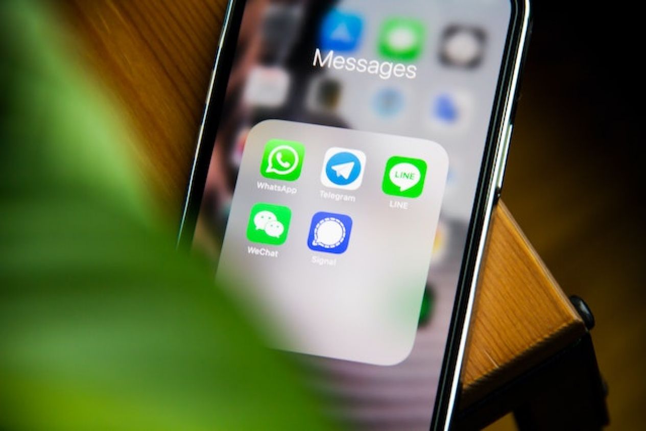 Cómo enviar fotos y videos que se autodestruyen después de verse en Whatsapp