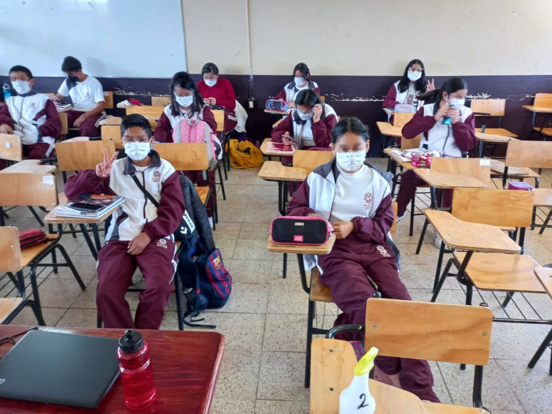 Entrega SEPE-USET kits de limpieza a escuelas públicas de educación básica