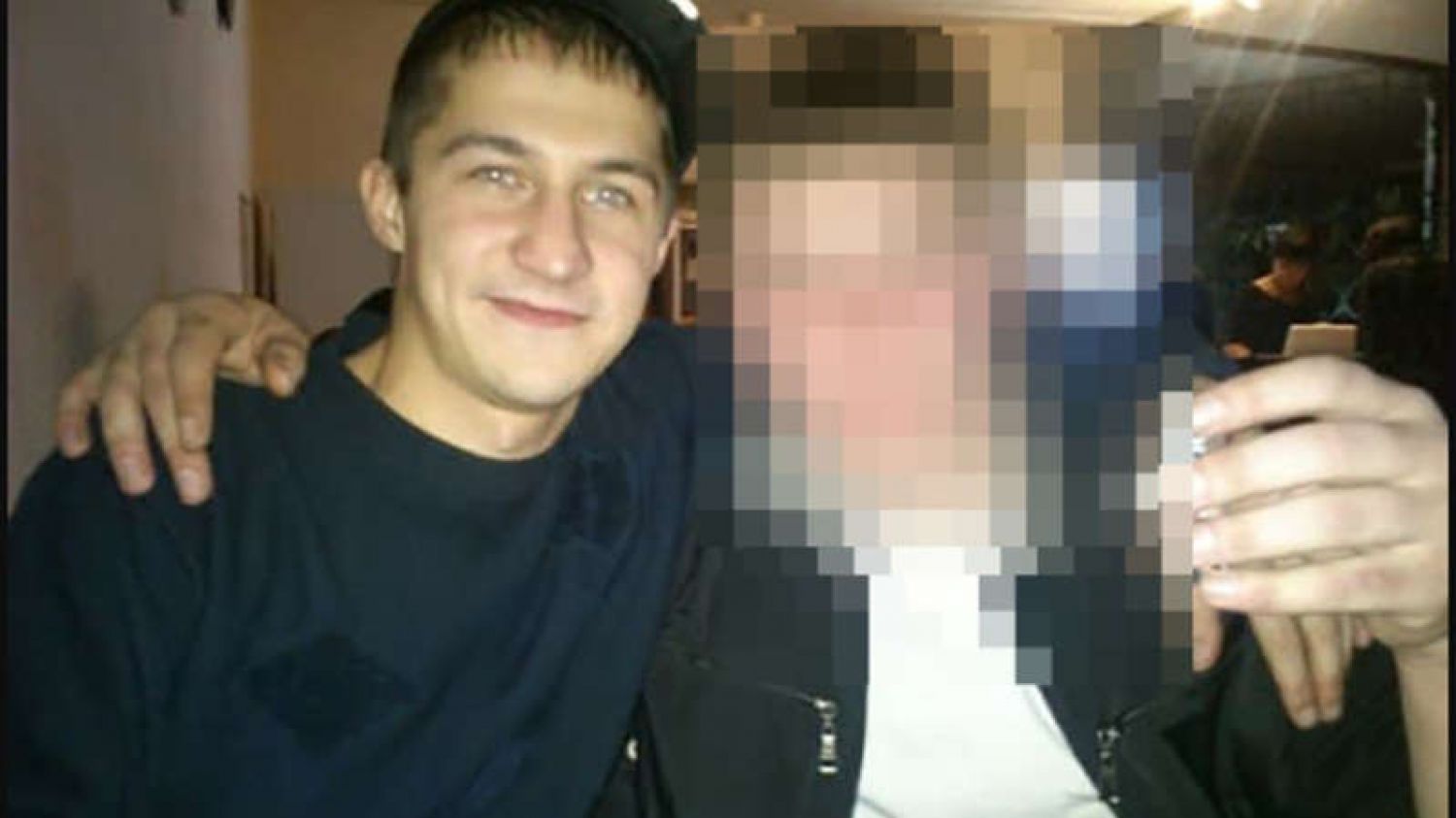 Padre obliga a su "amigo" a cavar su propia tumba por abusar de su hija de 6 años