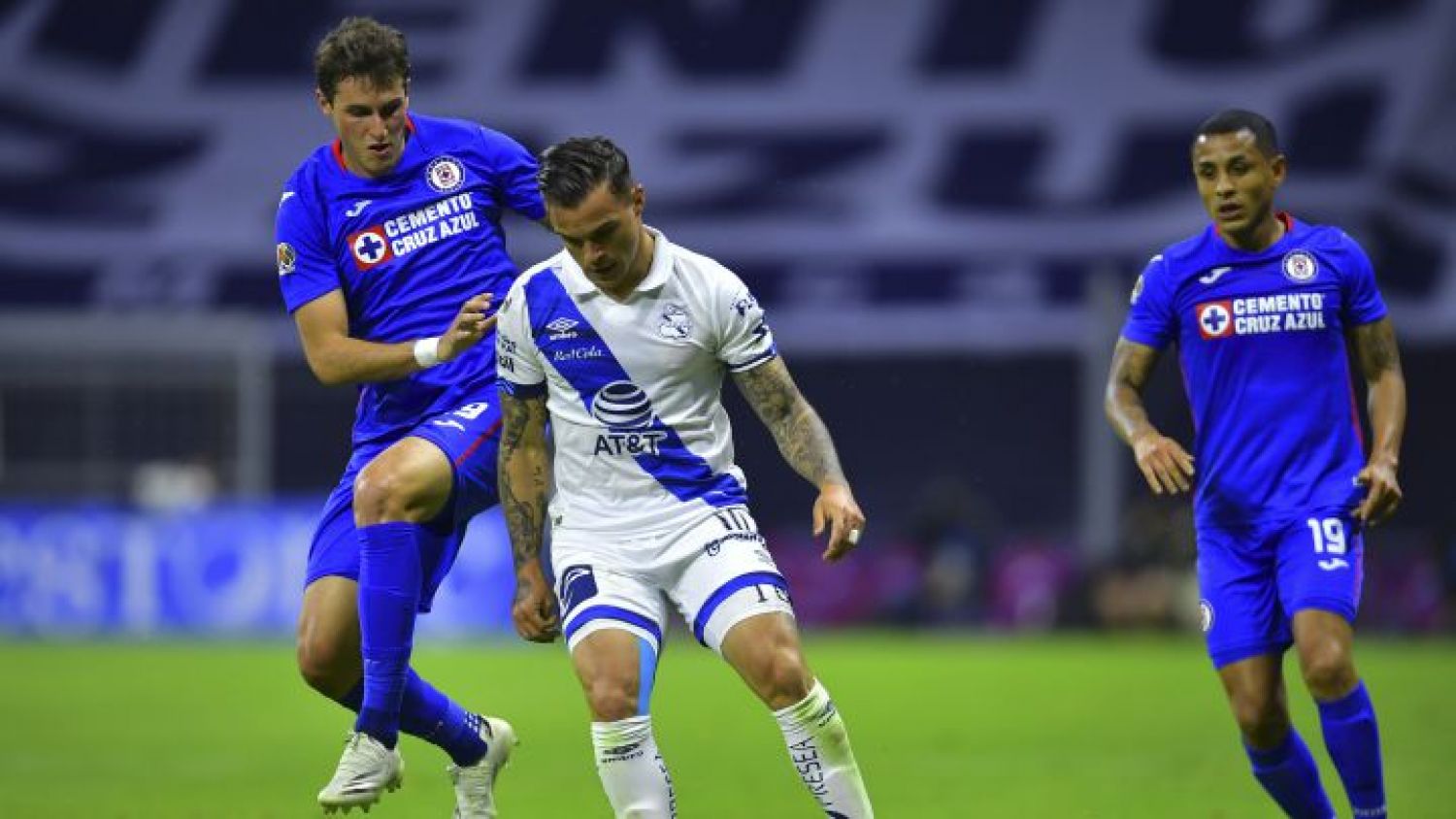Puebla va sin miedo ante el campeón Cruz Azul