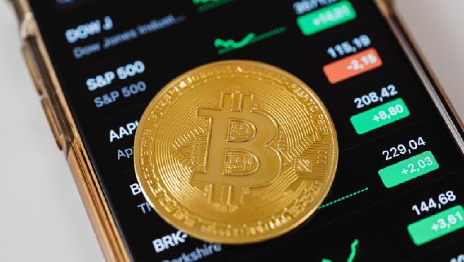 China prohíbe transacciones con criptomonedas las declara ilegales