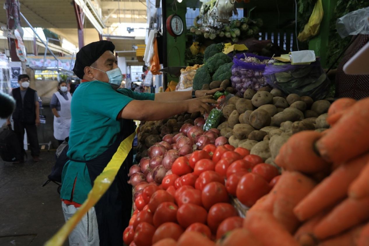FMI aconseja a gobiernos dirigir apoyo fiscal a vulnerables ante precio de los alimentos y energía