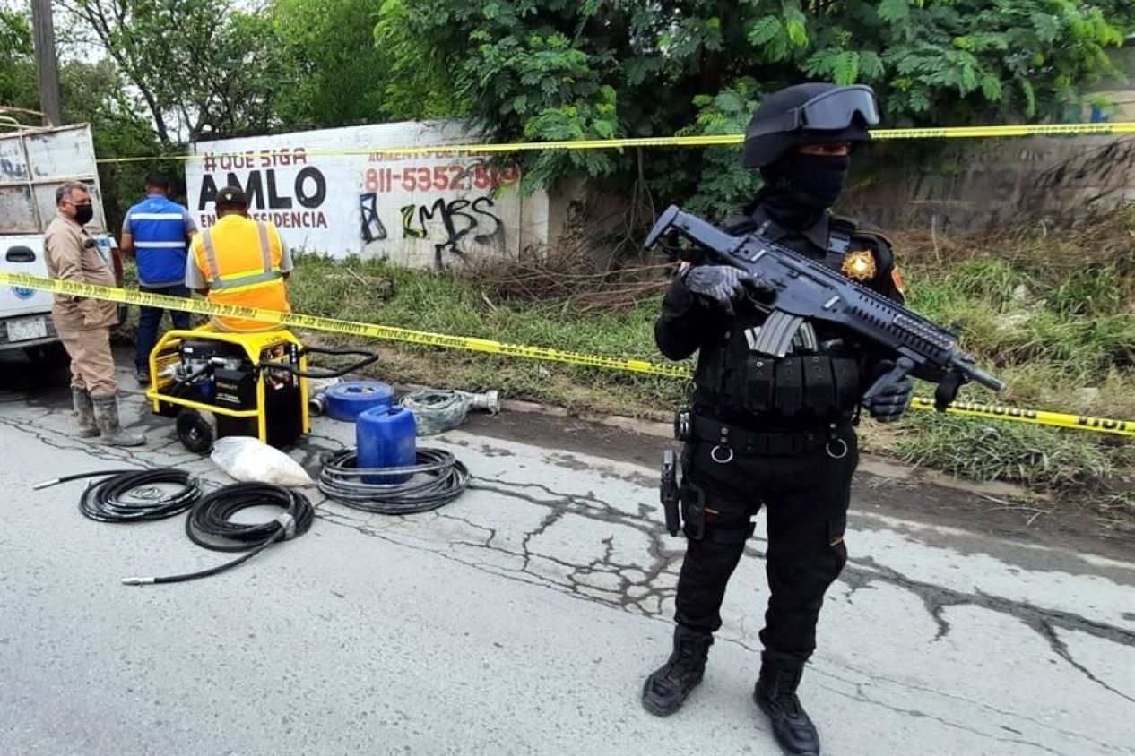 Autoridades buscan a Debanhi Escobar en pozo de un terreno baldío cercano a un Motel