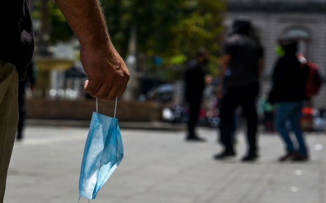 Elimina Nuevo León el uso obligatorio del cubrebocas en espacios cerrados con algunas excepciones