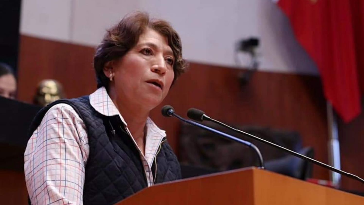 Delfina Gómez asistió a San Lázaro a comparecer sobre desaparición de escuelas de tiempo completo
