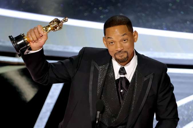 Academia de Hollywood que otorga  los premios Oscar aceptó renuncia de Will Smith como miembro