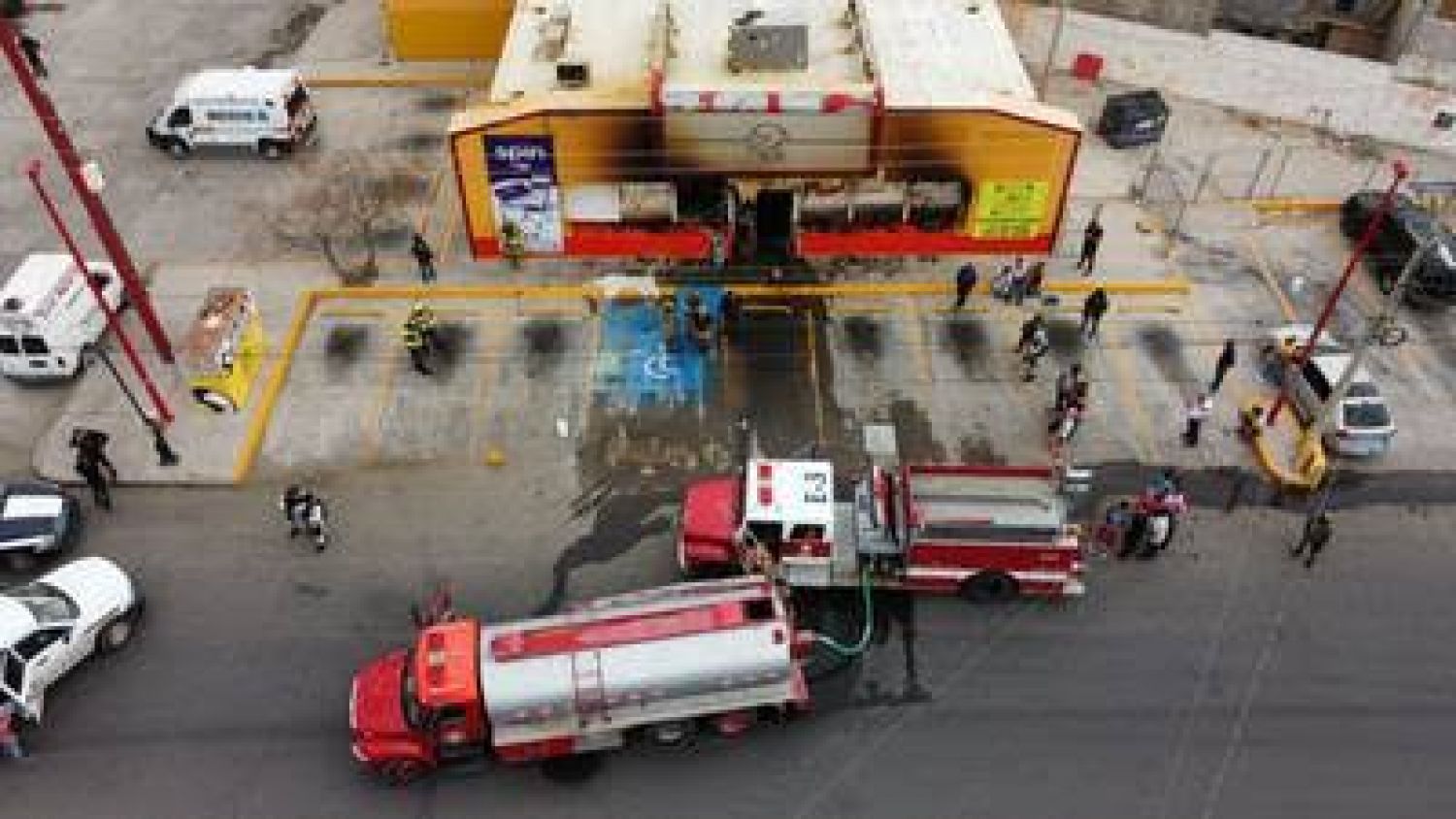 Reportan al menos 3 personas muertas por ataques e incendios a tiendas en Ciudad Juárez 