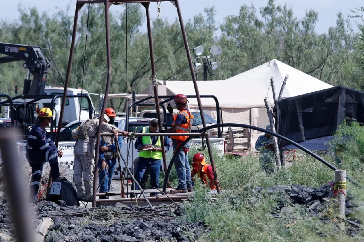Extracción de agua en mina de Coahuila lleva el 97%, se alista rescate de mineros: PC