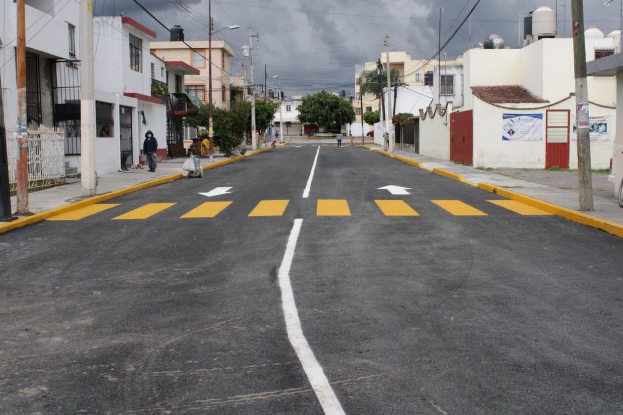 Ariadna Ayala sigue trabajando por todas las comunidades en Atlixco; arrancan y se inauguraron obras en beneficio de la población