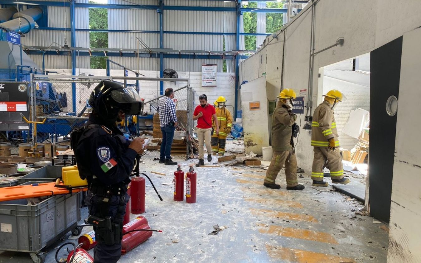 Explota fábrica de cartuchos en Morelos y deja a seis heridos