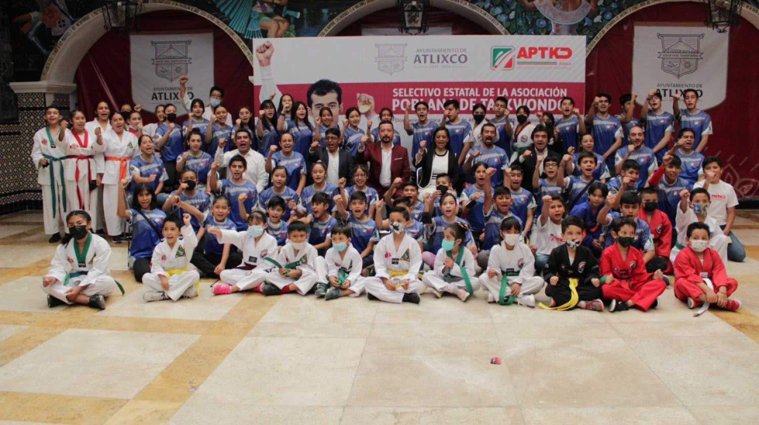 Recibe Atlixco al campeón olímpico de taekwondo, Memo Pérez
