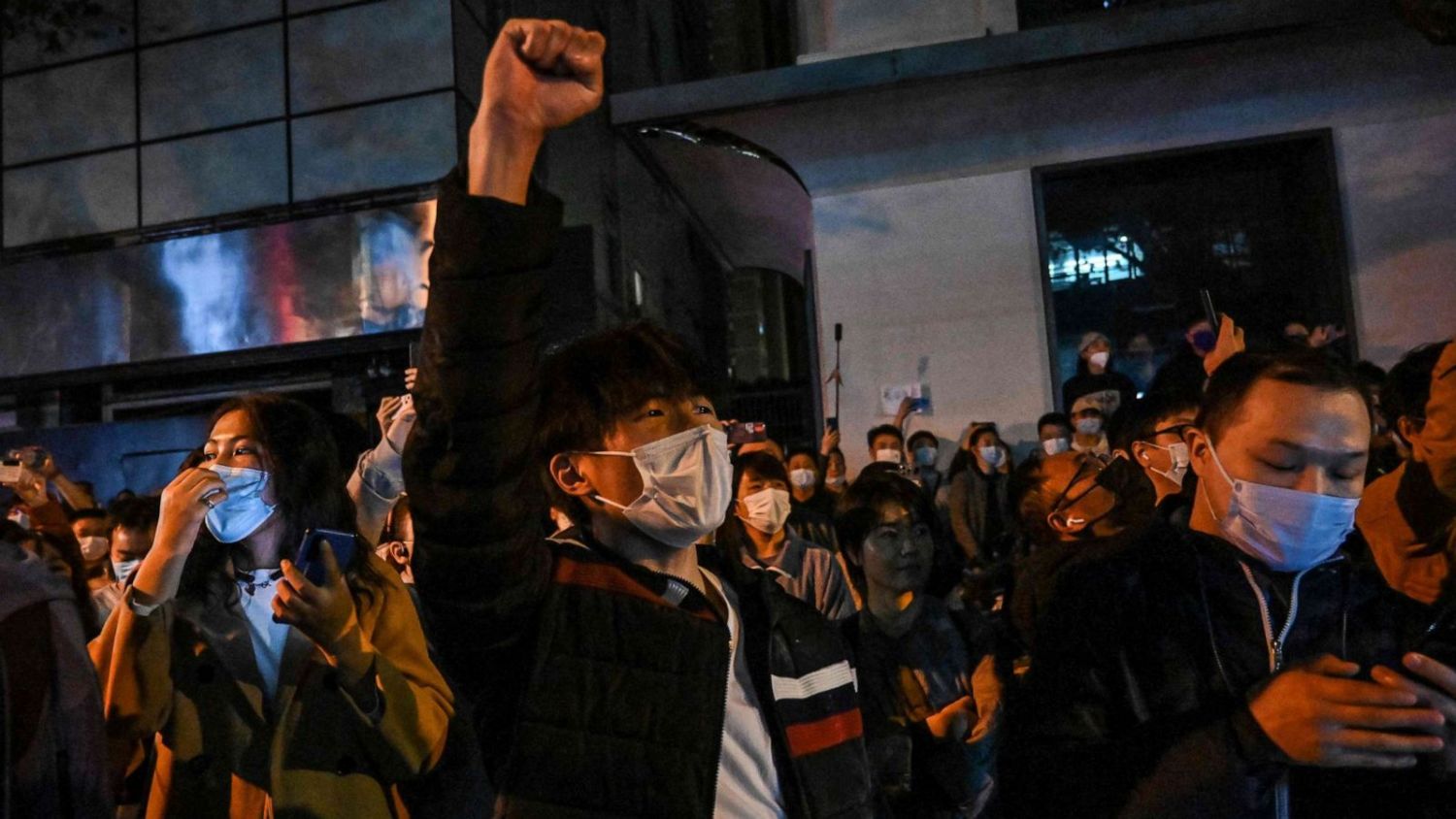 OMS respalda relajamiento de política ‘cero covid’ en China