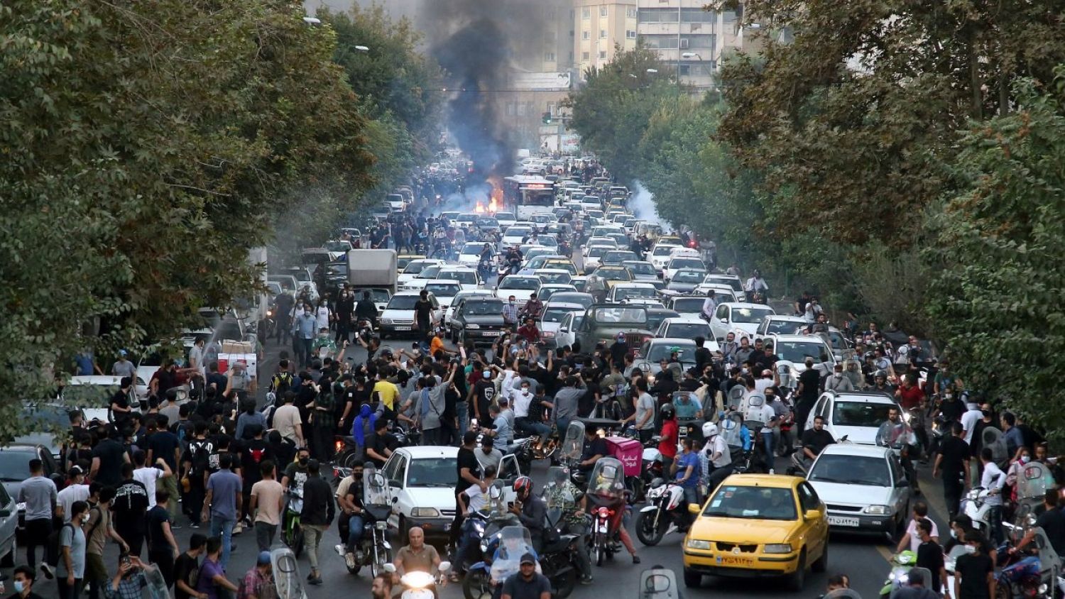 Irán confirma la muerte de más de 200 personas durante las protestas