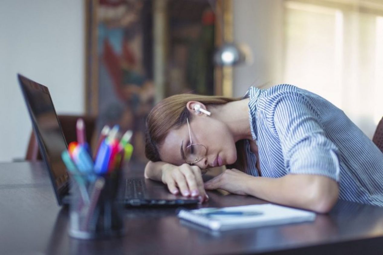 Por qué detestamos regresar a trabajar después de las vacaciones, según la ciencia 