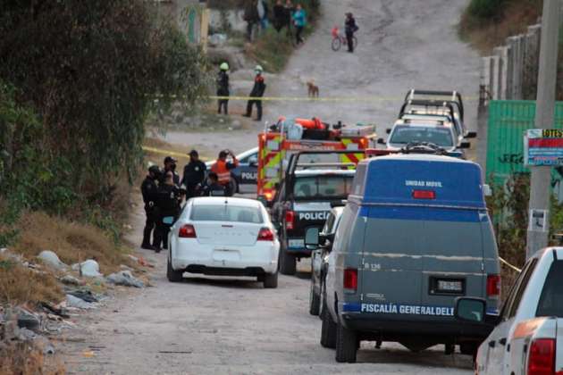 Dos cuerpos fueron encontrados en barranca de Santa Lucía; tenían señas de extrema violencia
